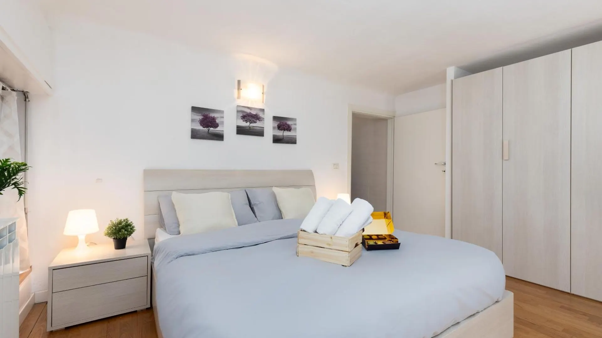 Prada Loft - Posto Auto Privato Appartement Milaan Italië